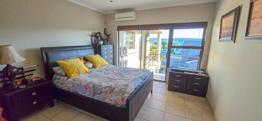 4 Bedroom Property for Sale in Myburgh Park Western Cape